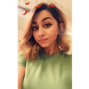 Meet your Posher, Nicole